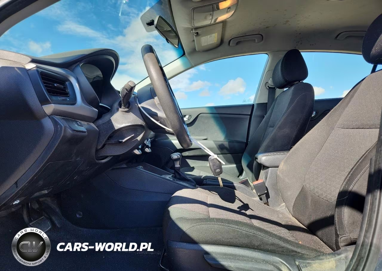 2020 Kia Rio S VIN:3KPA24AD6LE337453 - 7