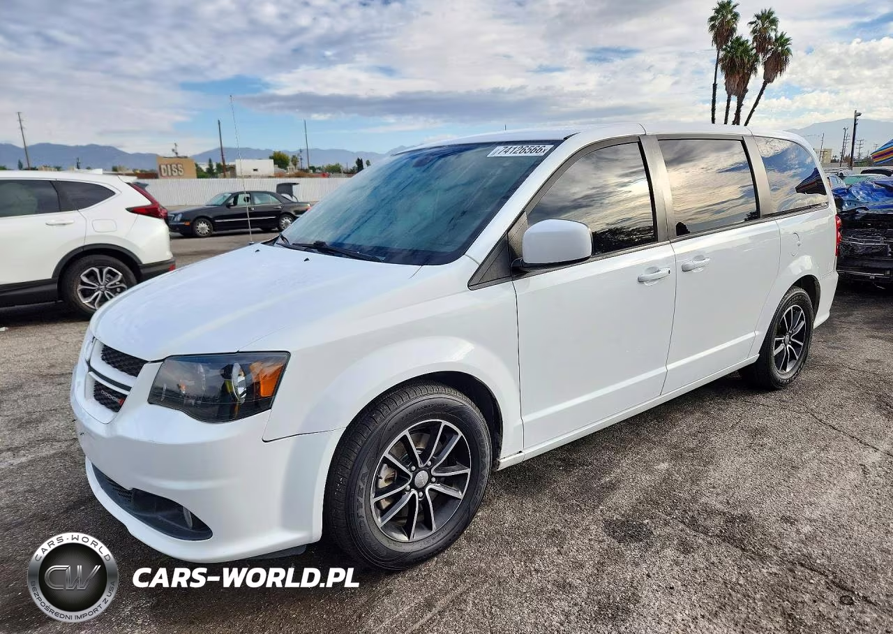 2019 Dodge Grand Caravan Gt VIN:2C4RDGEG4KR640814 - 1