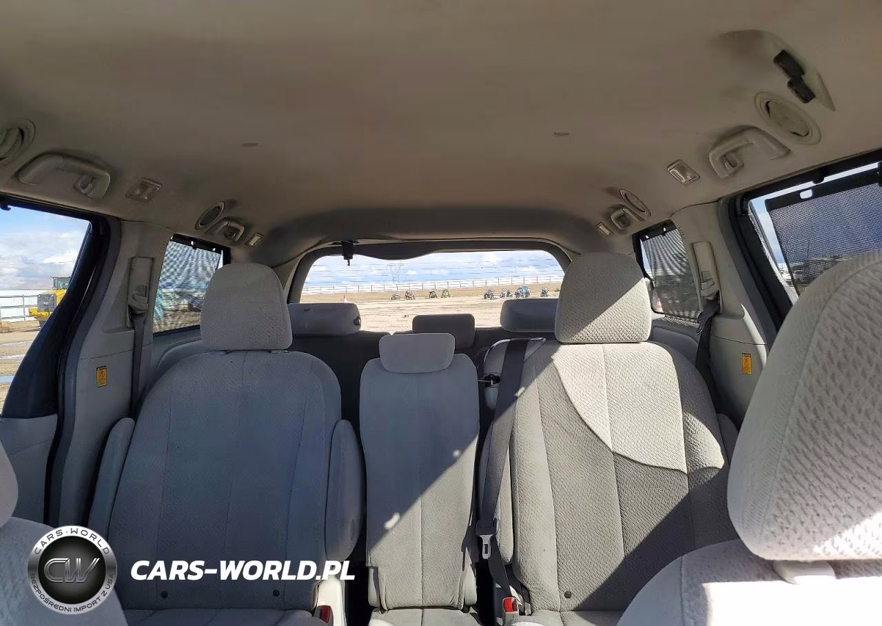 2011 Toyota Sienna Le VIN:5TDKK3DC4BS134972 - 10