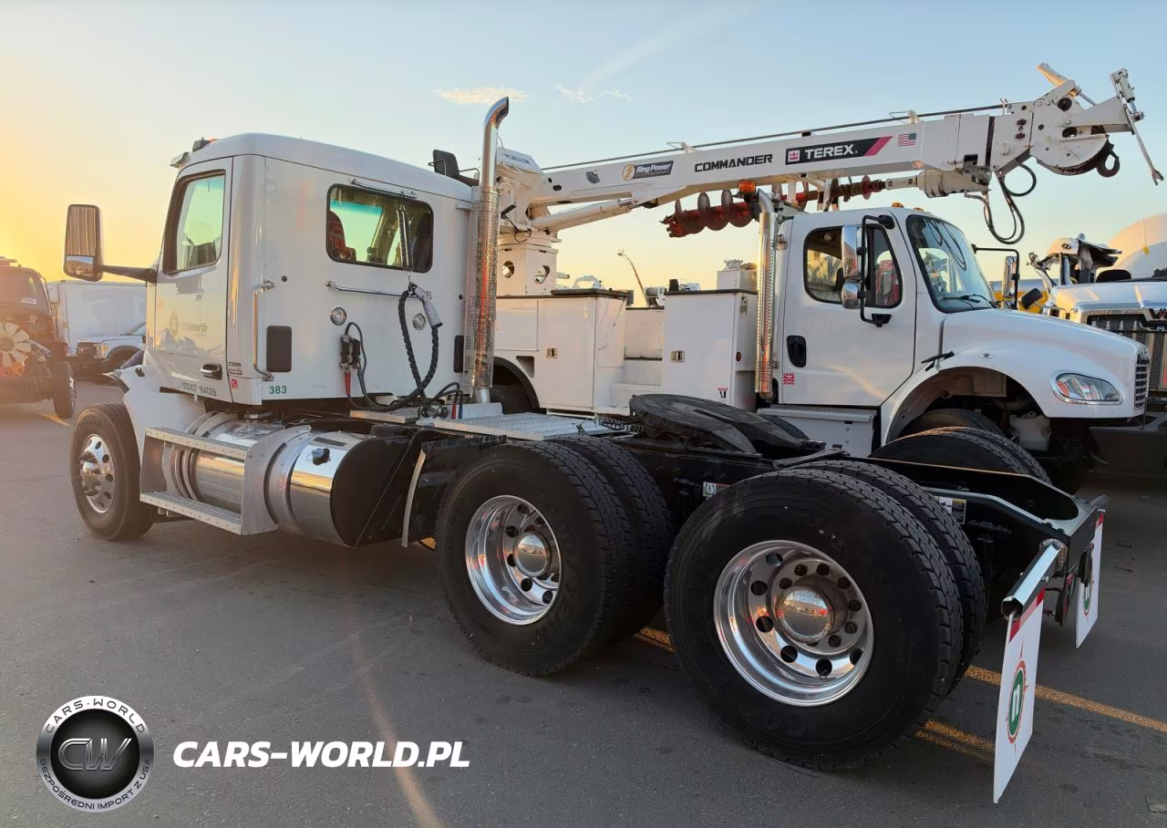 2025 Peterbilt 579 Semi Truck VIN:1XPBDP9X3SD755627 - 3