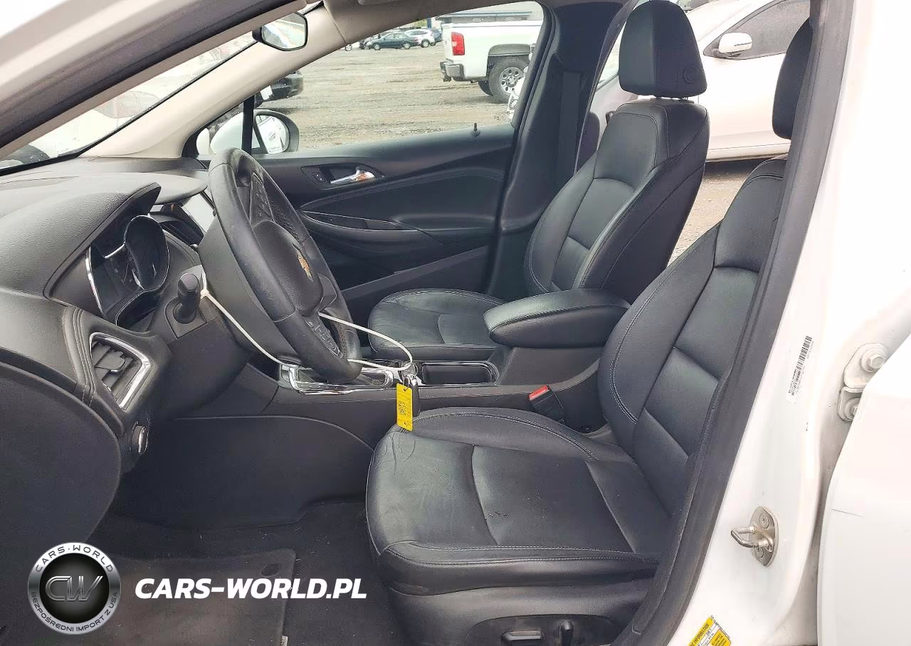 2018 Chevrolet Cruze Premier VIN:1G1BF5SM1J7102798 - 7