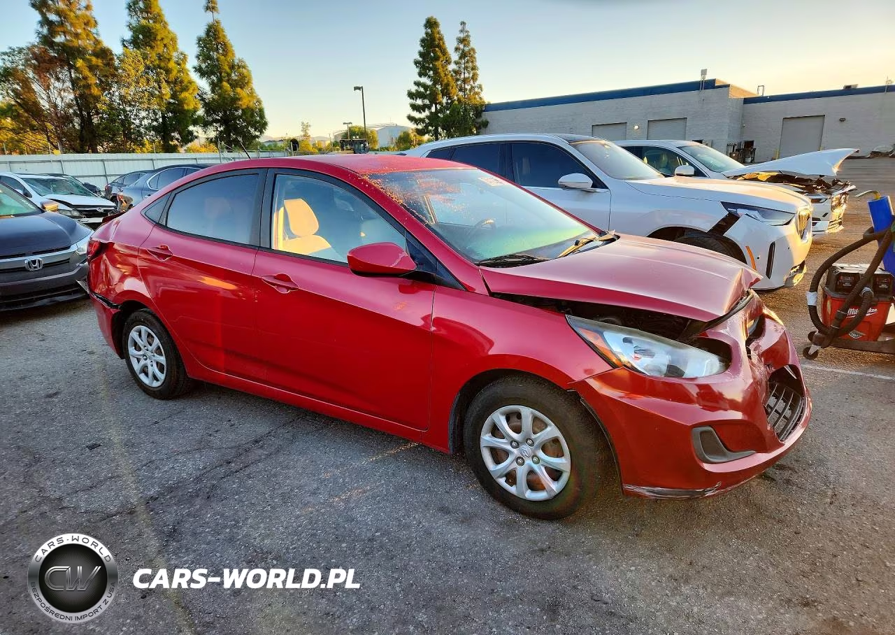 2014 Hyundai Accent Gls VIN:KMHCT4AE5EU743027 - 4