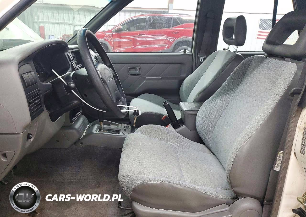1996 Isuzu Rodeo S VIN:4S2CK58V9T4330127 - 7