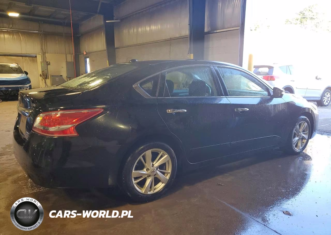 2013 Nissan Altima 2.5 VIN:1N4AL3AP9DC282528 - 3