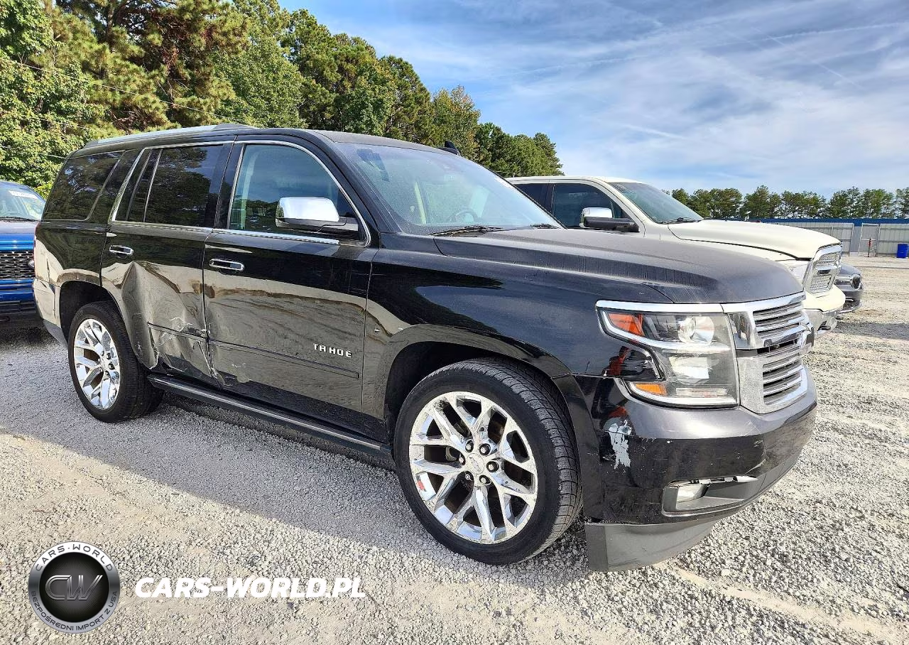 2017 Chevrolet Tahoe C1500 Premier VIN:1GNSCCKC9HR214833 - 4