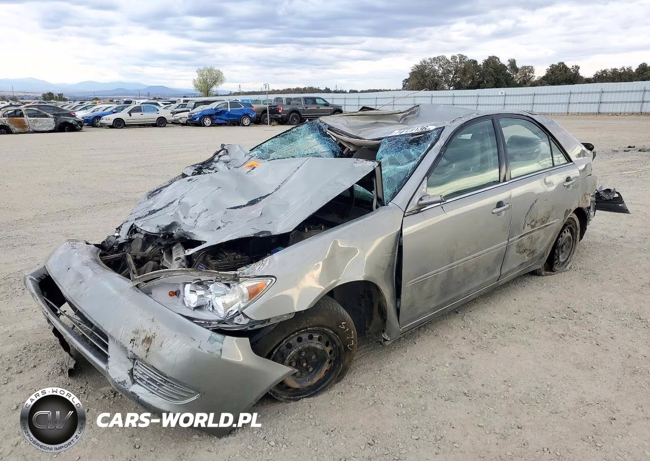 2005 Toyota Camry Le