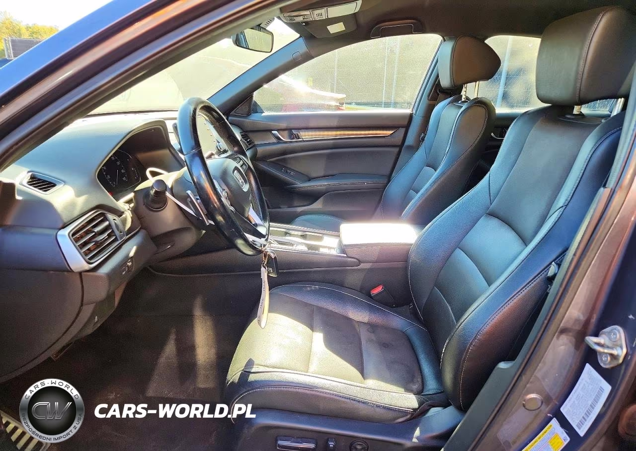 2019 Honda Accord Sport VIN:1HGCV1F30KA066567 - 7