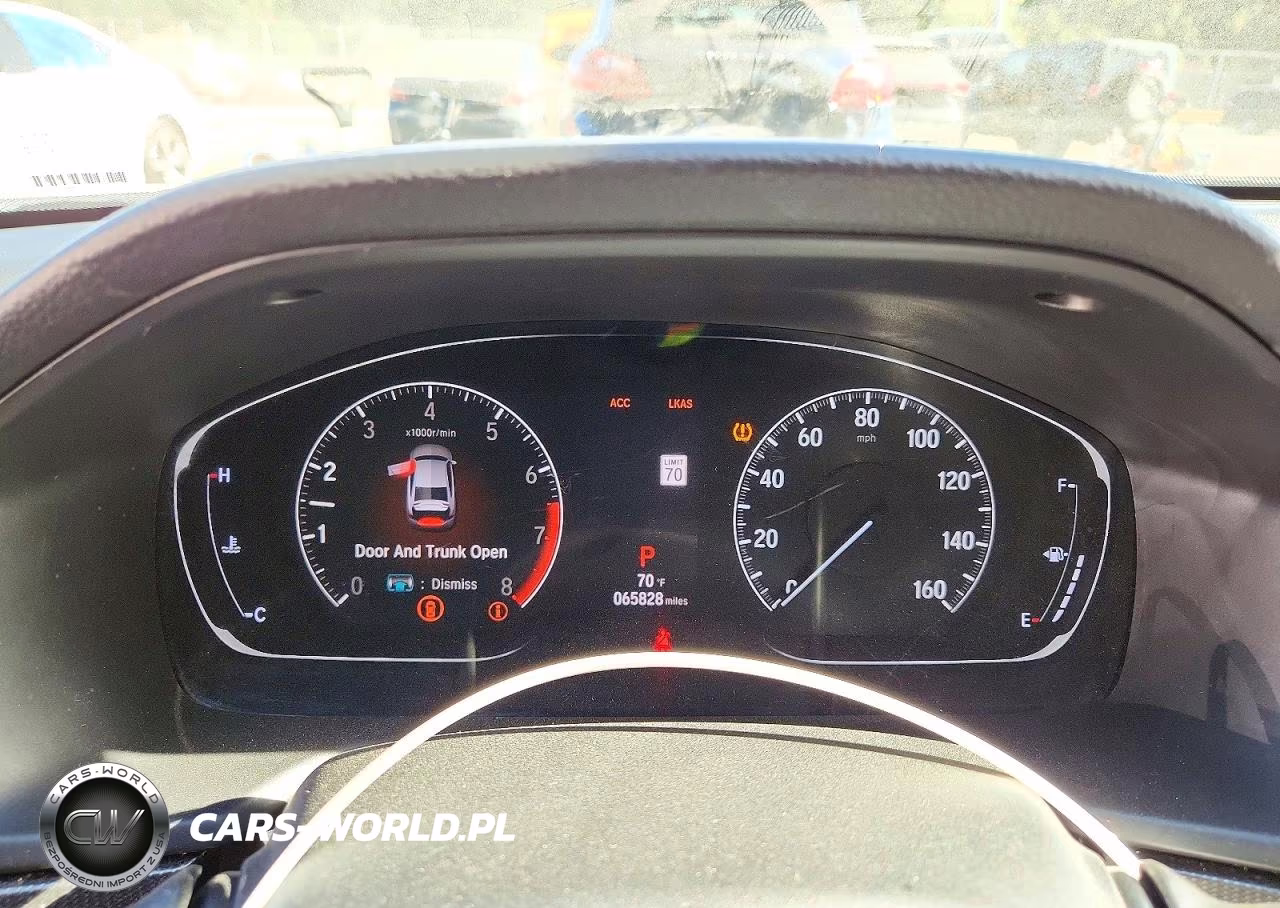 2019 Honda Accord Sport VIN:1HGCV1F30KA066567 - 9