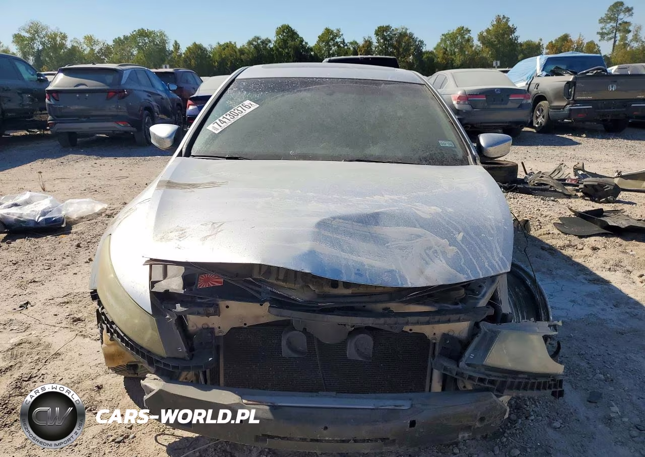 2010 Honda Accord Exl VIN:1HGCS2B84AA010677 - 5