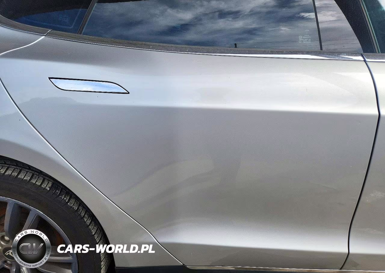 2014 Tesla Model S P85 VIN:5YJSA1H1XEFP28586 - 10