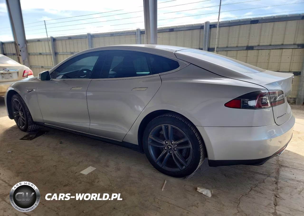 2014 Tesla Model S P85 VIN:5YJSA1H1XEFP28586 - 2