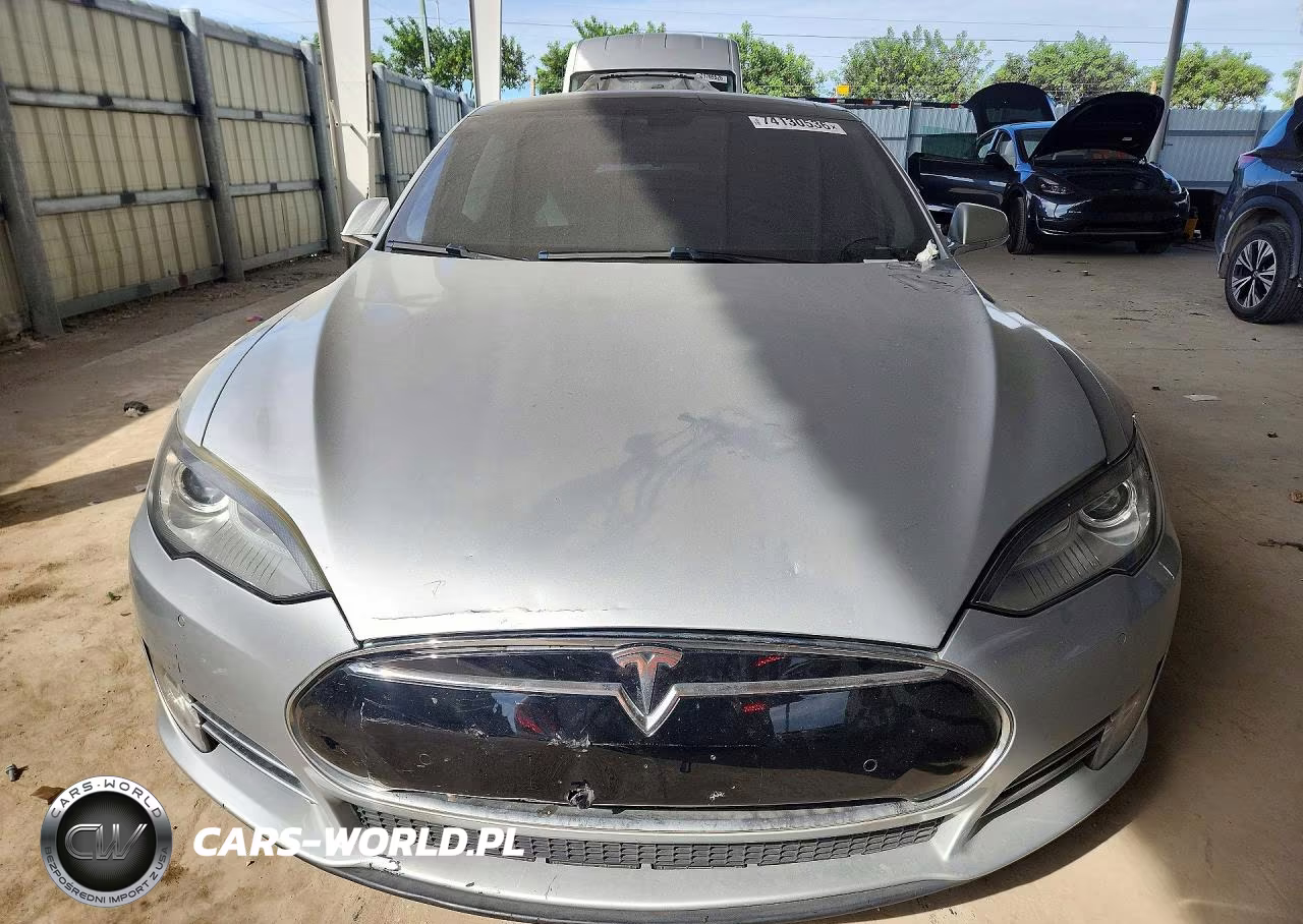 2014 Tesla Model S P85 VIN:5YJSA1H1XEFP28586 - 5