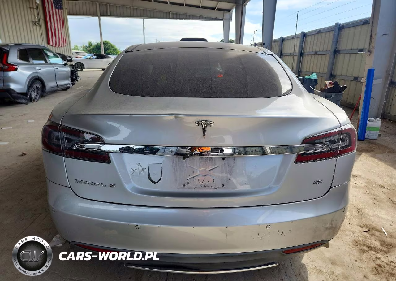 2014 Tesla Model S P85 VIN:5YJSA1H1XEFP28586 - 6