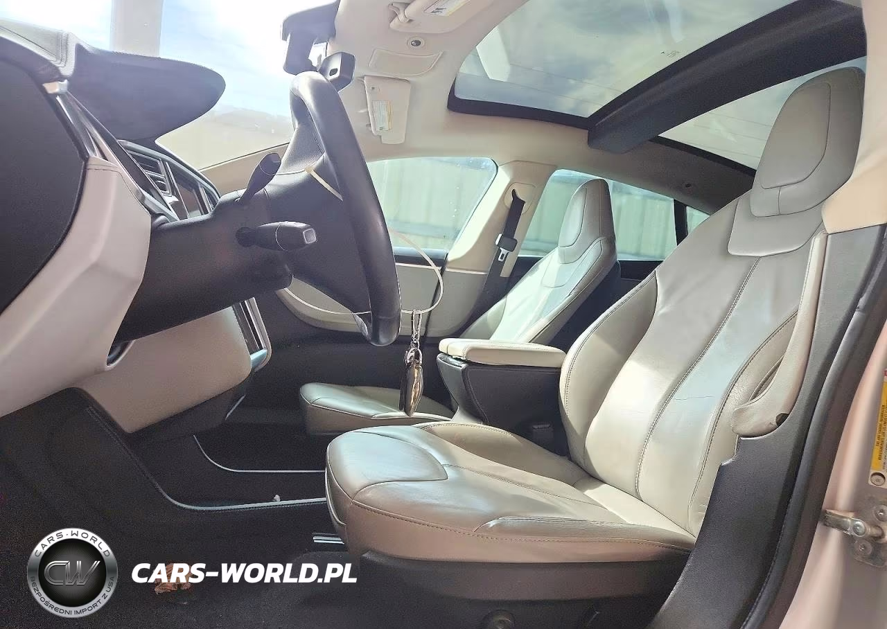 2014 Tesla Model S P85 VIN:5YJSA1H1XEFP28586 - 7