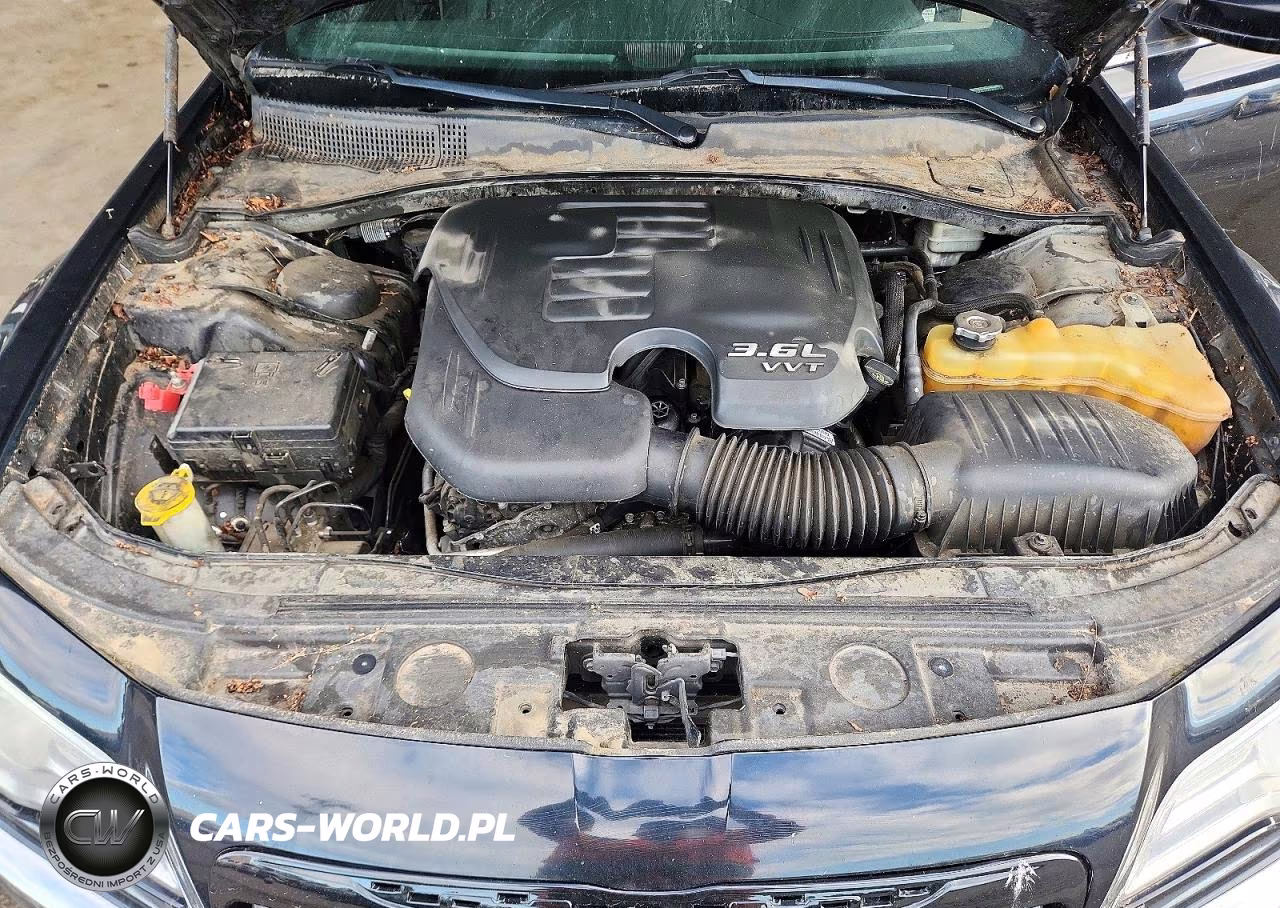 2014 Chrysler 300 VIN:2C3CCAAG3EH132599 - 11