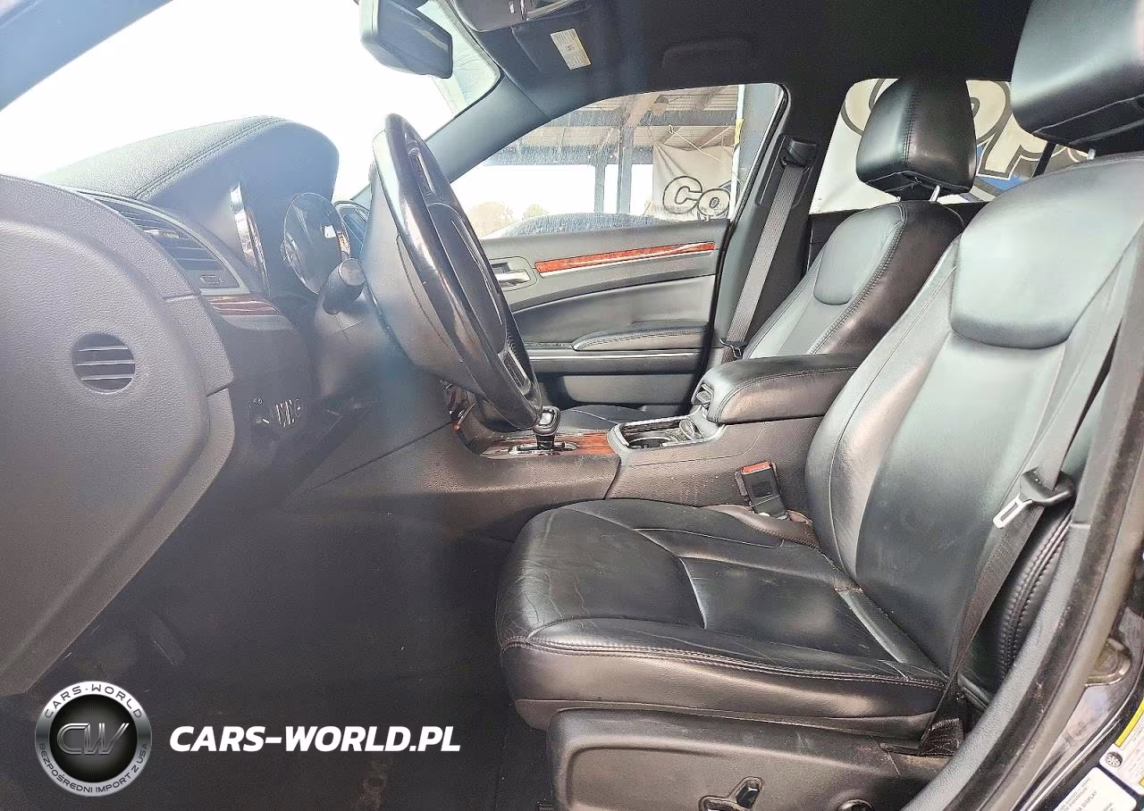 2014 Chrysler 300 VIN:2C3CCAAG3EH132599 - 7