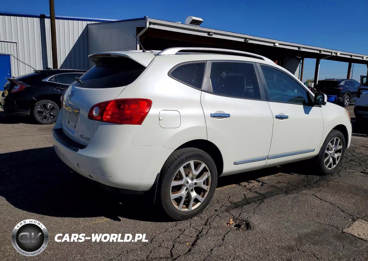 2013 Nissan Rogue S VIN:JN8AS5MV8DW623407 - 3