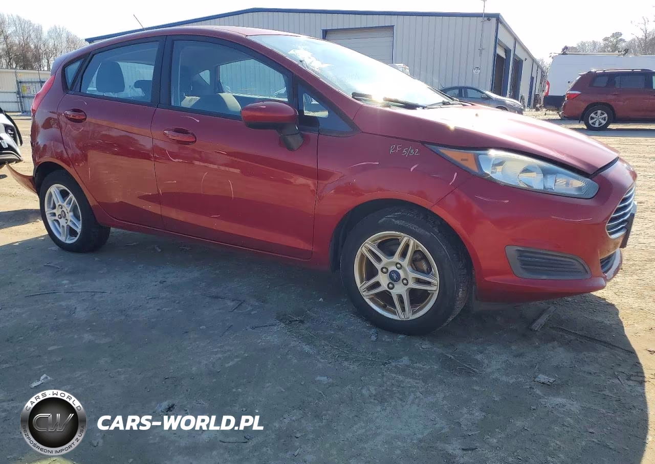2017 Ford Fiesta Se VIN:3FADP4EJ4HM121814 - 4