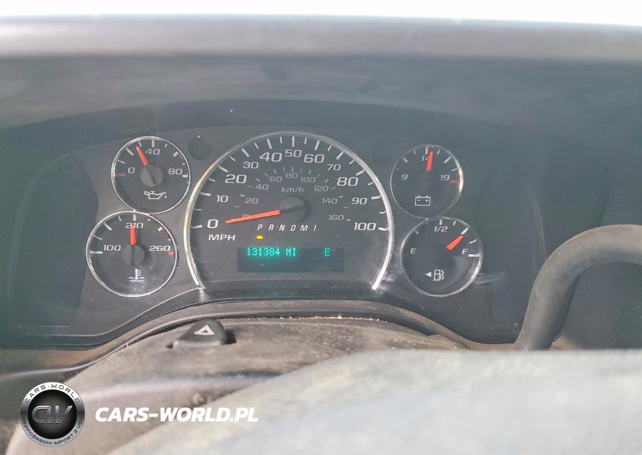 2014 Chevrolet Express 2500 Utility - Service Van VIN:1GCWGGFAXE1183830 - 9