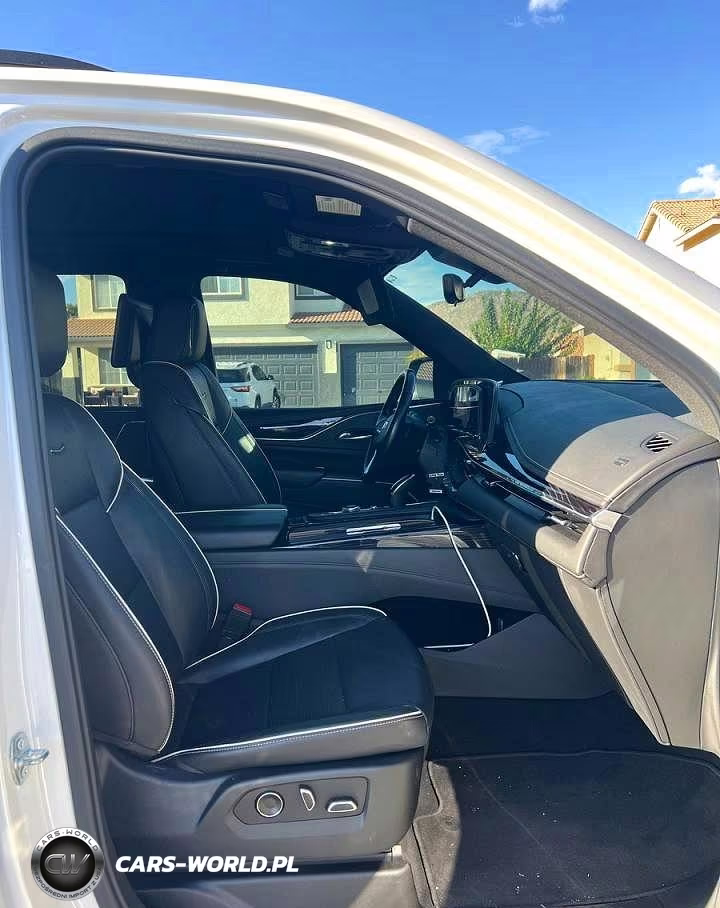 2021 Cadillac Escalade Sport VIN:1GYS3EKL8MR309358 - 5