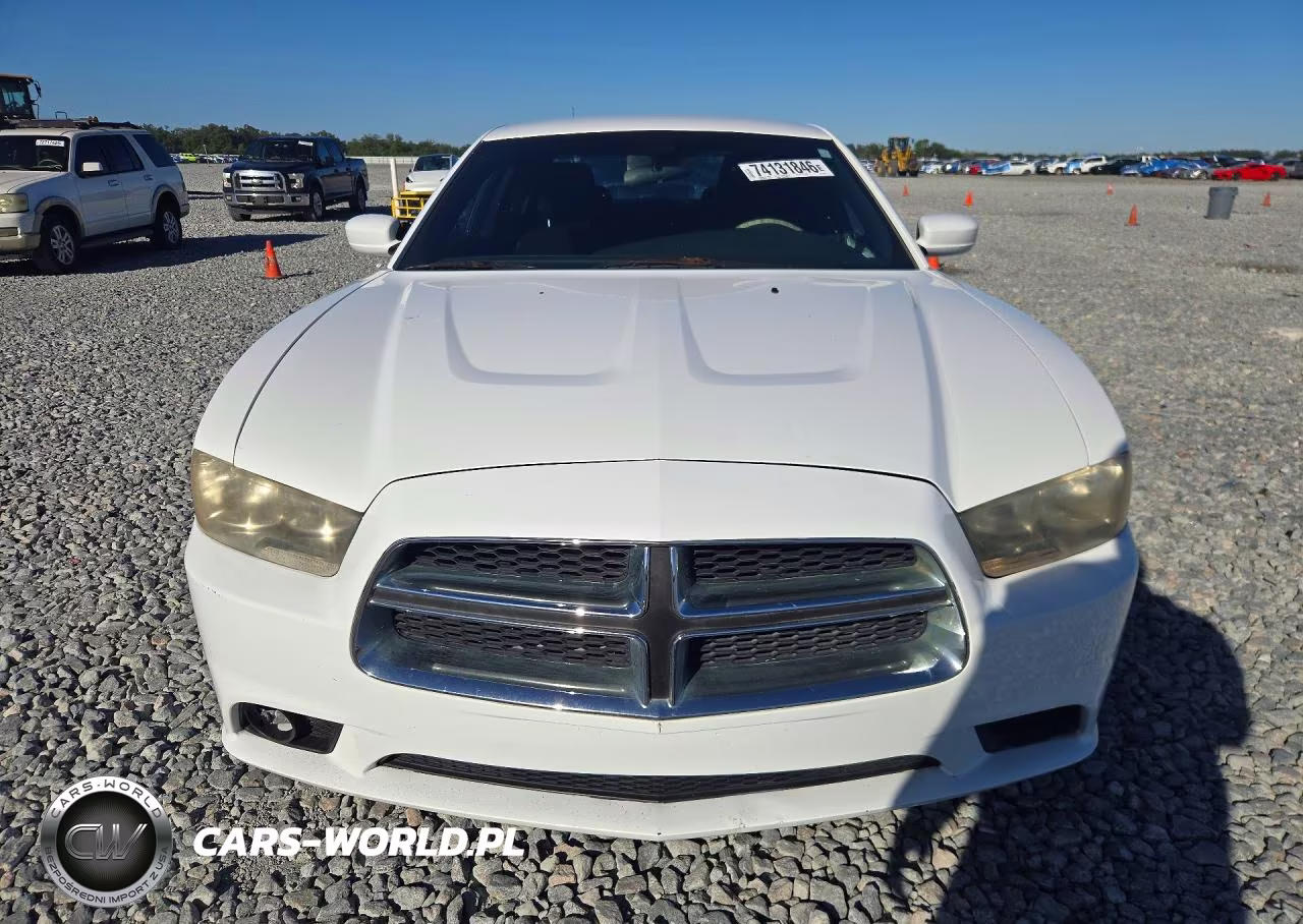 2013 Dodge Charger Se VIN:2C3CDXBG5DH623639 - 5
