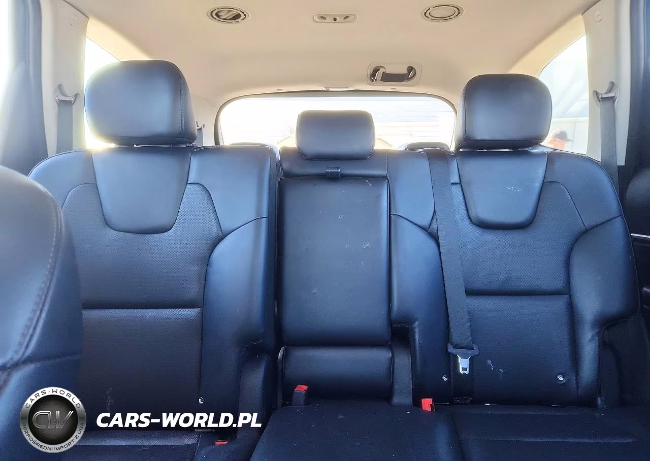 2020 Kia Telluride S VIN:5XYP6DHC3LG015769 - 10
