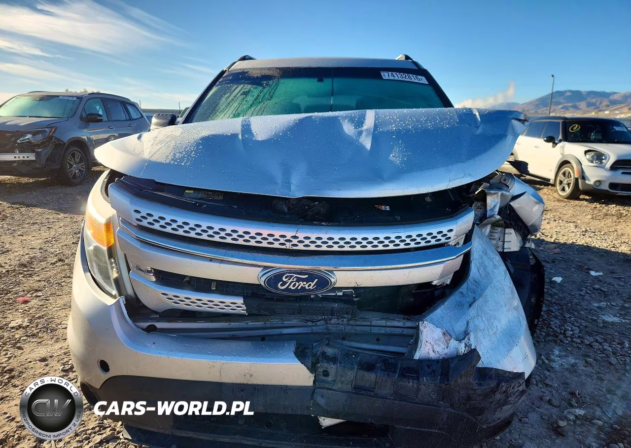 2011 Ford Explorer Xlt VIN:1FMHK8D83BGA15643 - 5
