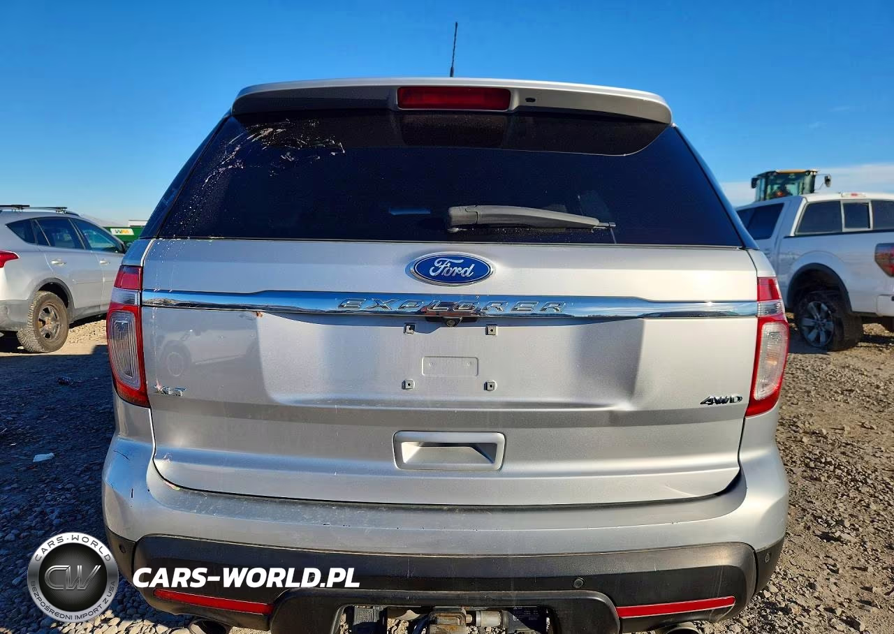 2011 Ford Explorer Xlt VIN:1FMHK8D83BGA15643 - 6