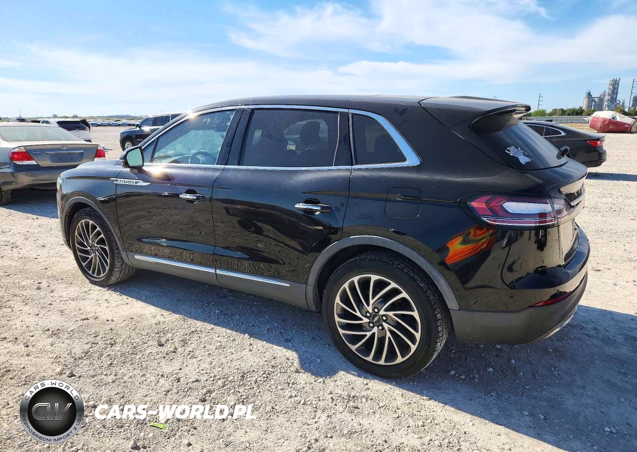 2019 Lincoln Nautilus Reserve VIN:2LMPJ8L93KBL39793 - 2