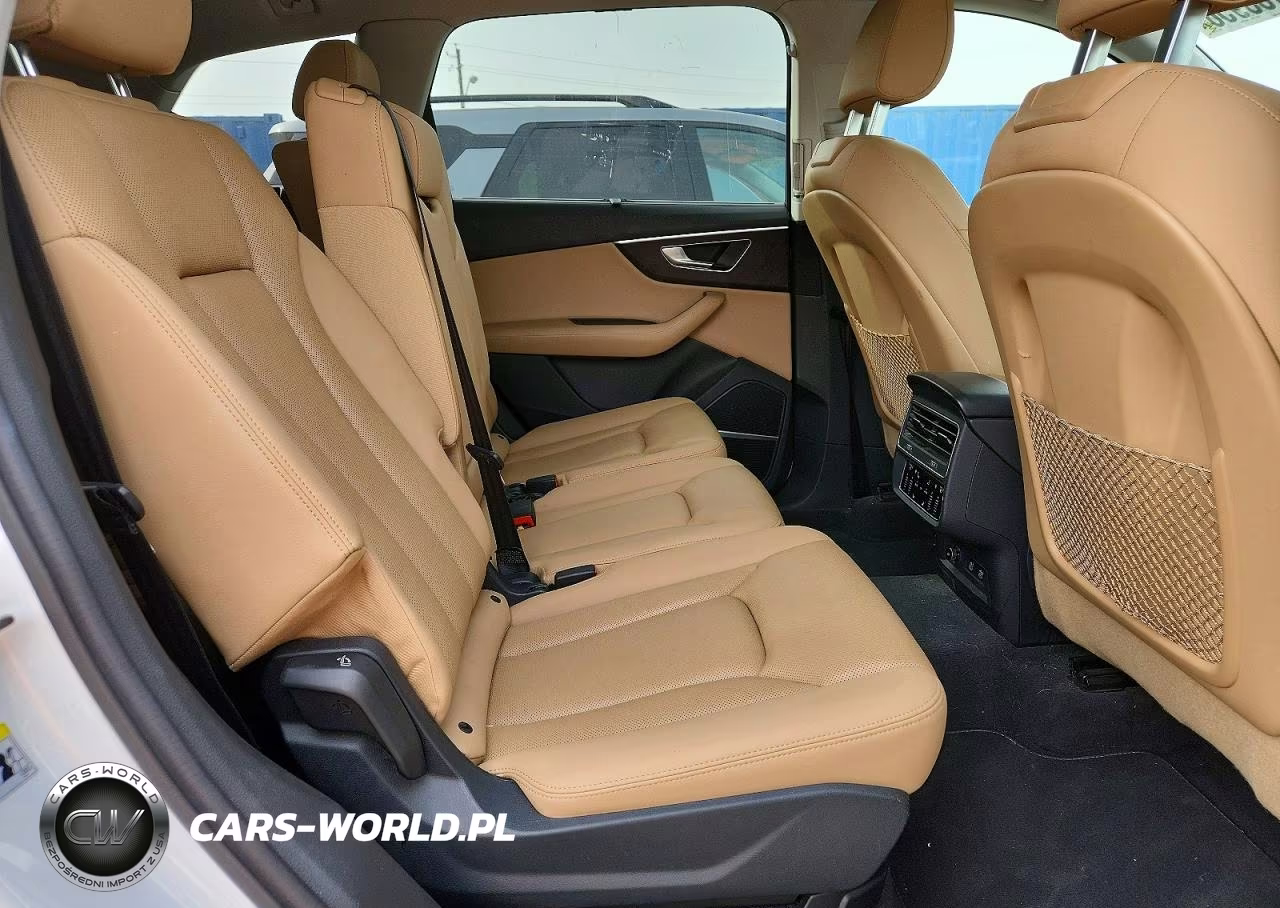 2021 Audi Q7 Premium Plus VIN:WA1LXAF74MD022420 - 11