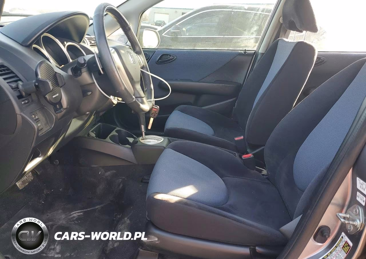 2008 Honda Fit Sport VIN:JHMGD38628S043220 - 7