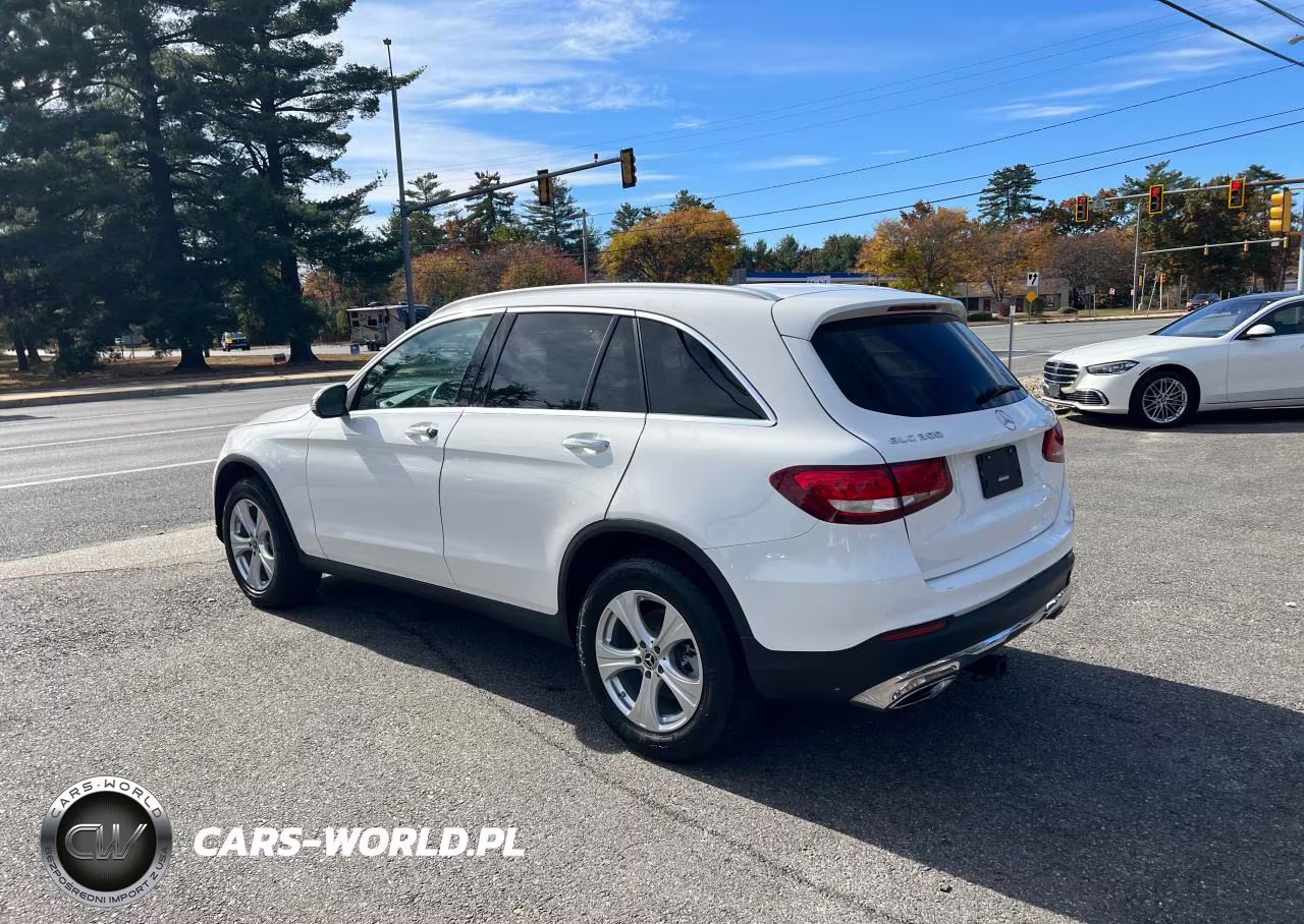 2018 Mercedes-Benz Glc 300 4Matic VIN:WDC0G4KB2JV016555 - 3