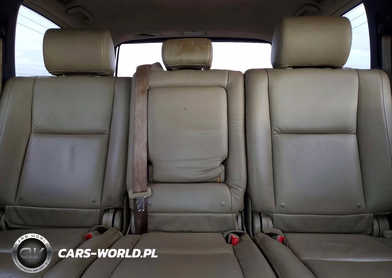 2010 Toyota Sequoia Sr5 VIN:5TDZM5G13AS001651 - 10