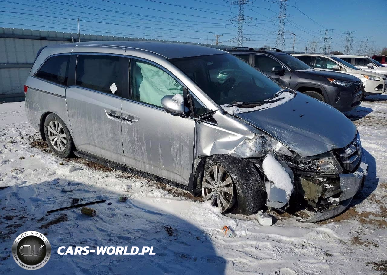 2015 Honda Odyssey Ex VIN:5FNRL5H45FB053855 - 4