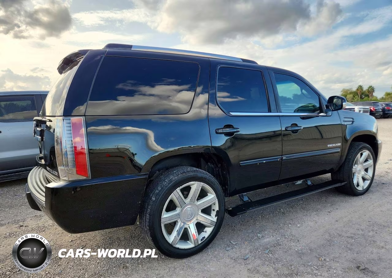 2014 Cadillac Escalade Premium VIN:1GYS4CEF7ER132830 - 3
