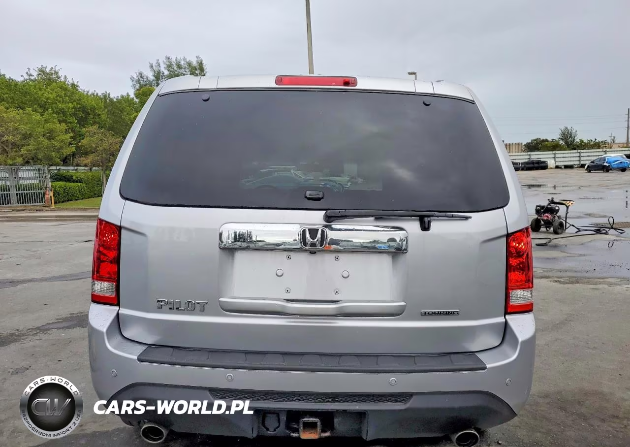 2015 Honda Pilot Touring VIN:5FNYF3H99FB003883 - 6