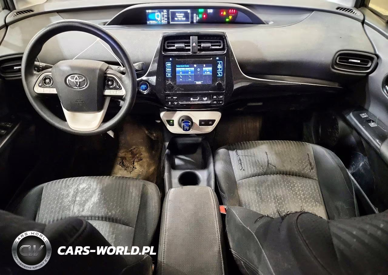 2018 Toyota Prius Two VIN:JTDKBRFU1J3076313 - 8