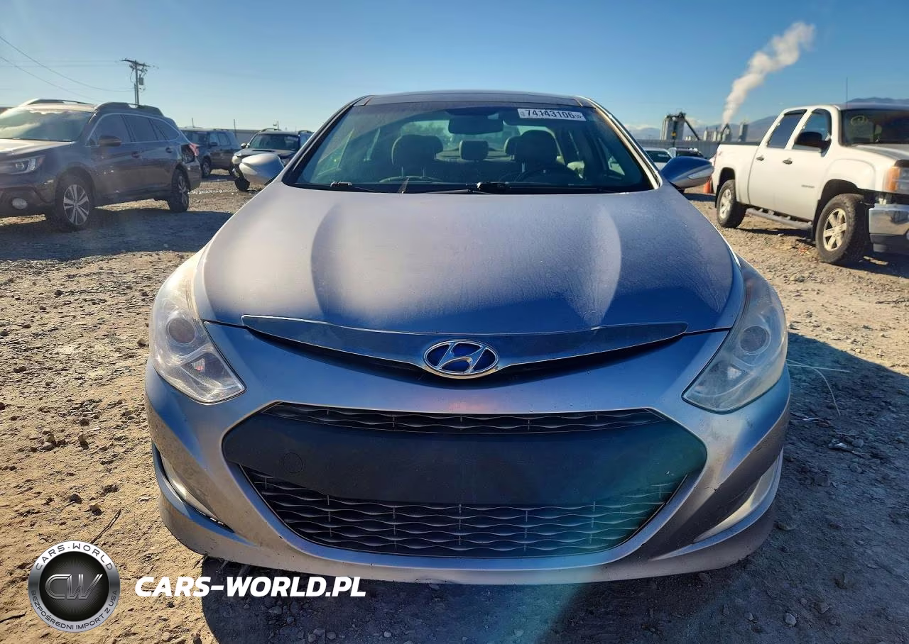 2015 Hyundai Sonata Hybrid Limited VIN:KMHEC4A42FA129569 - 5