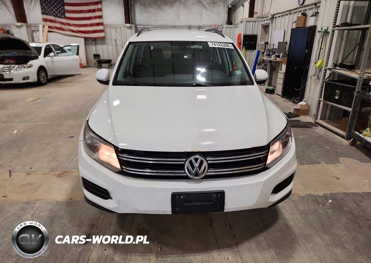 2016 Volkswagen Tiguan S VIN:WVGAV7AX1GW512993 - 5