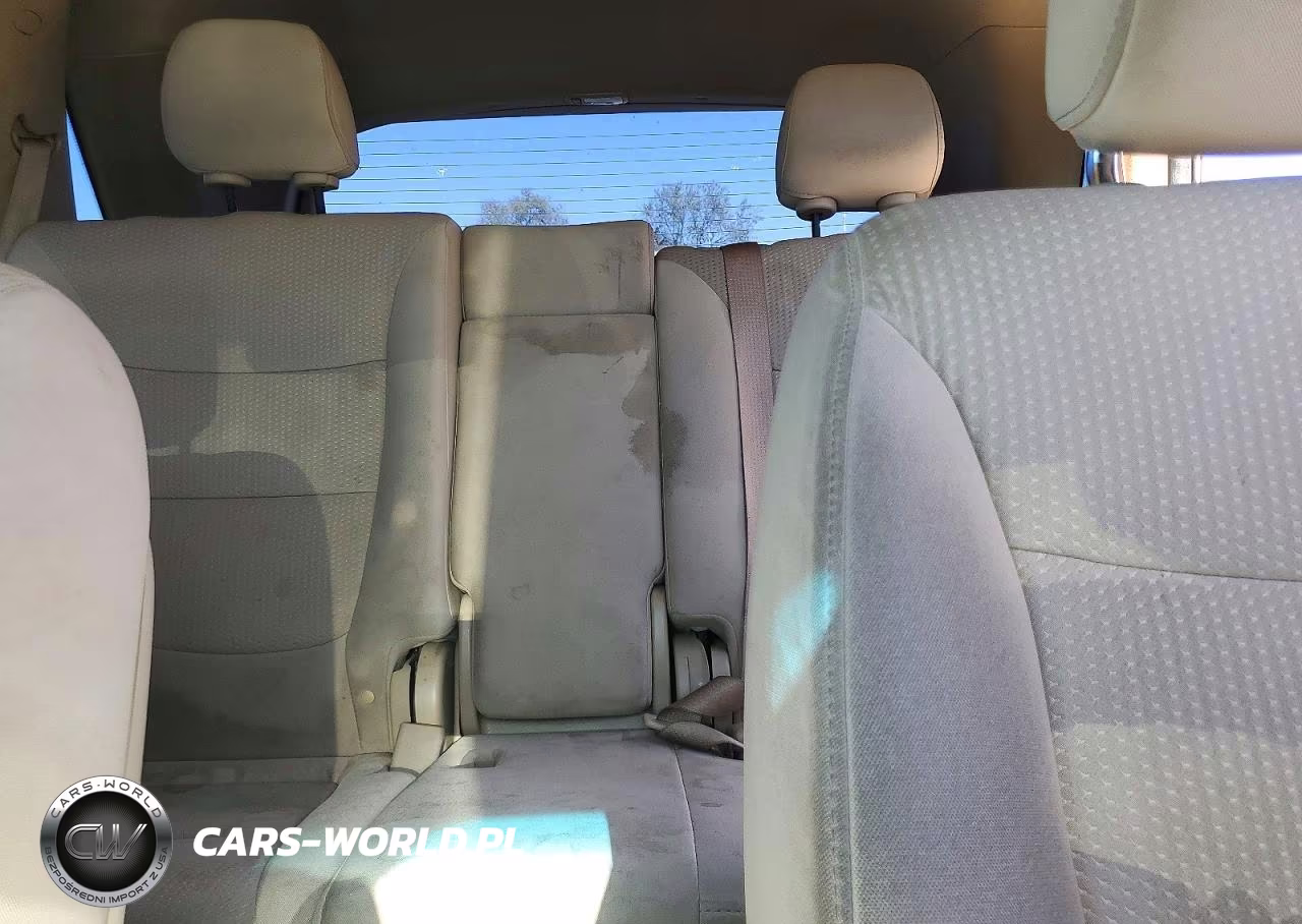 2011 Kia Sorento Lx VIN:5XYKT3A14BG041432 - 10