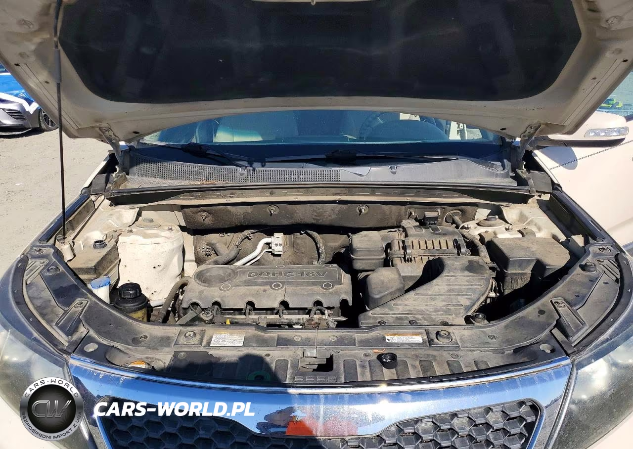 2011 Kia Sorento Lx VIN:5XYKT3A14BG041432 - 12