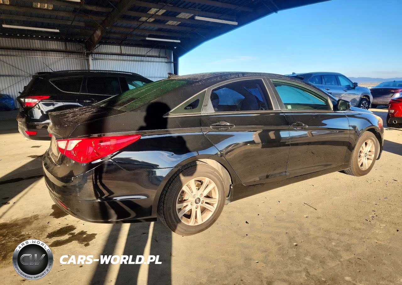 2013 Hyundai Sonata Gls VIN:5NPEB4ACXDH546376 - 3