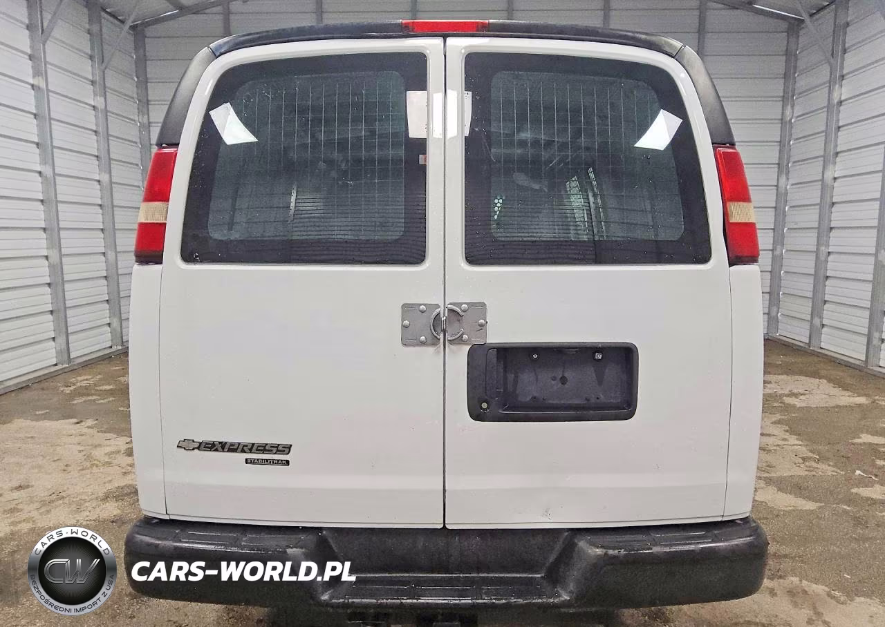 2015 Chevrolet Express G2500 VIN:1GCWGFCF1F1232456 - 6