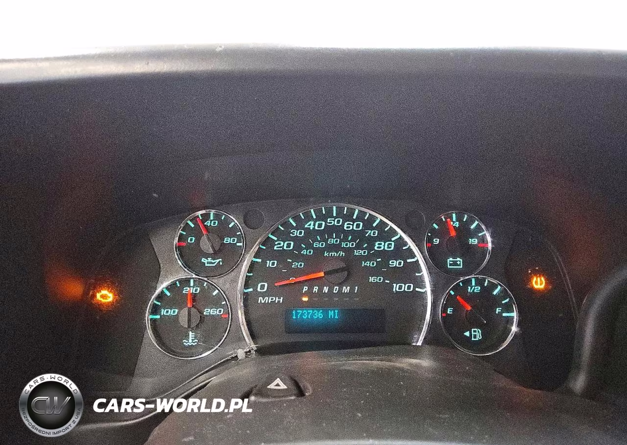 2015 Chevrolet Express G2500 VIN:1GCWGFCF1F1232456 - 9