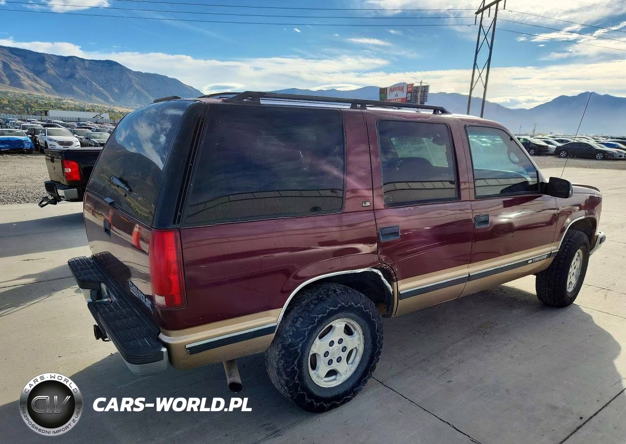1999 Chevrolet Tahoe K1500 VIN:1GNEK13R0XJ416237 - 3