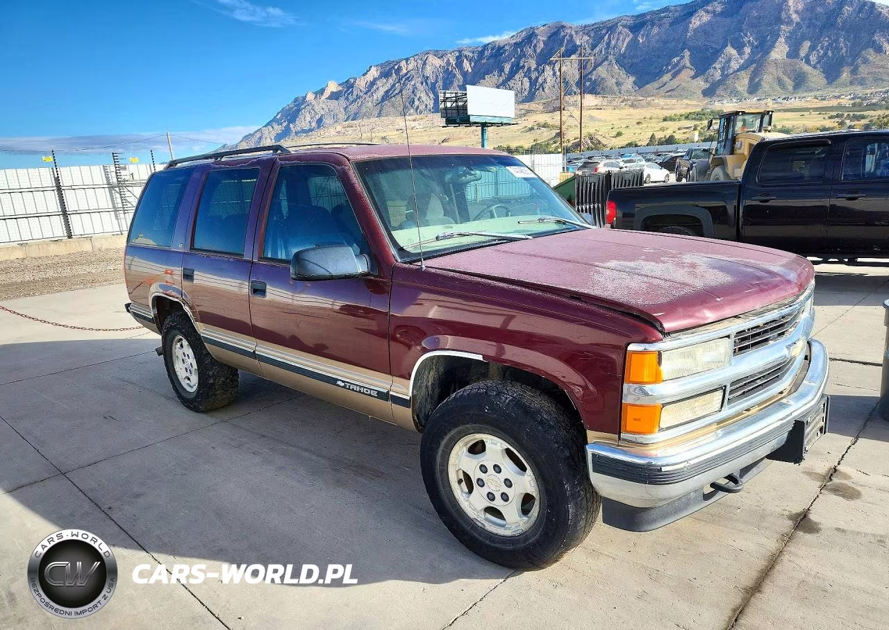 1999 Chevrolet Tahoe K1500 VIN:1GNEK13R0XJ416237 - 4