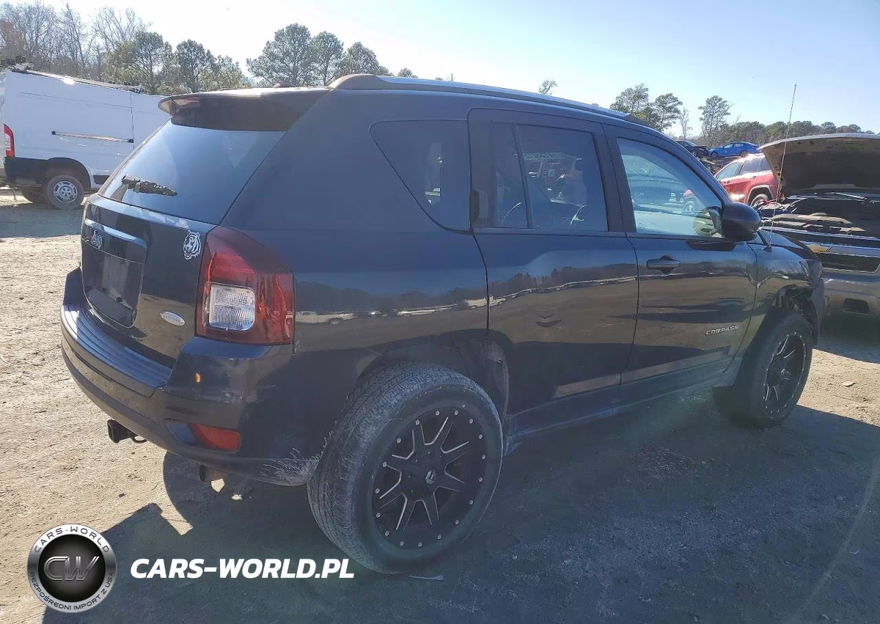 2014 Jeep Compass VIN:1C4NJDEB1ED885247 - 3