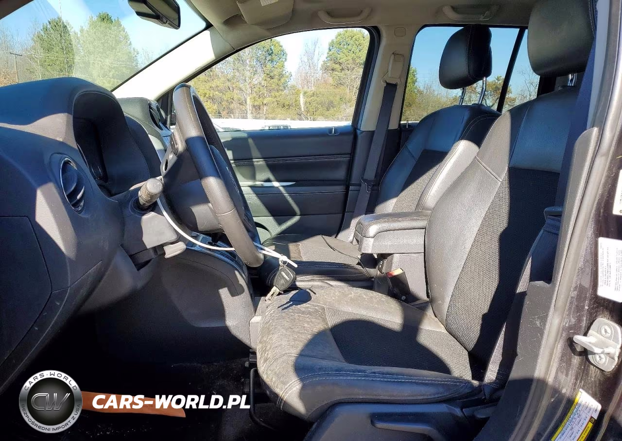 2014 Jeep Compass VIN:1C4NJDEB1ED885247 - 7