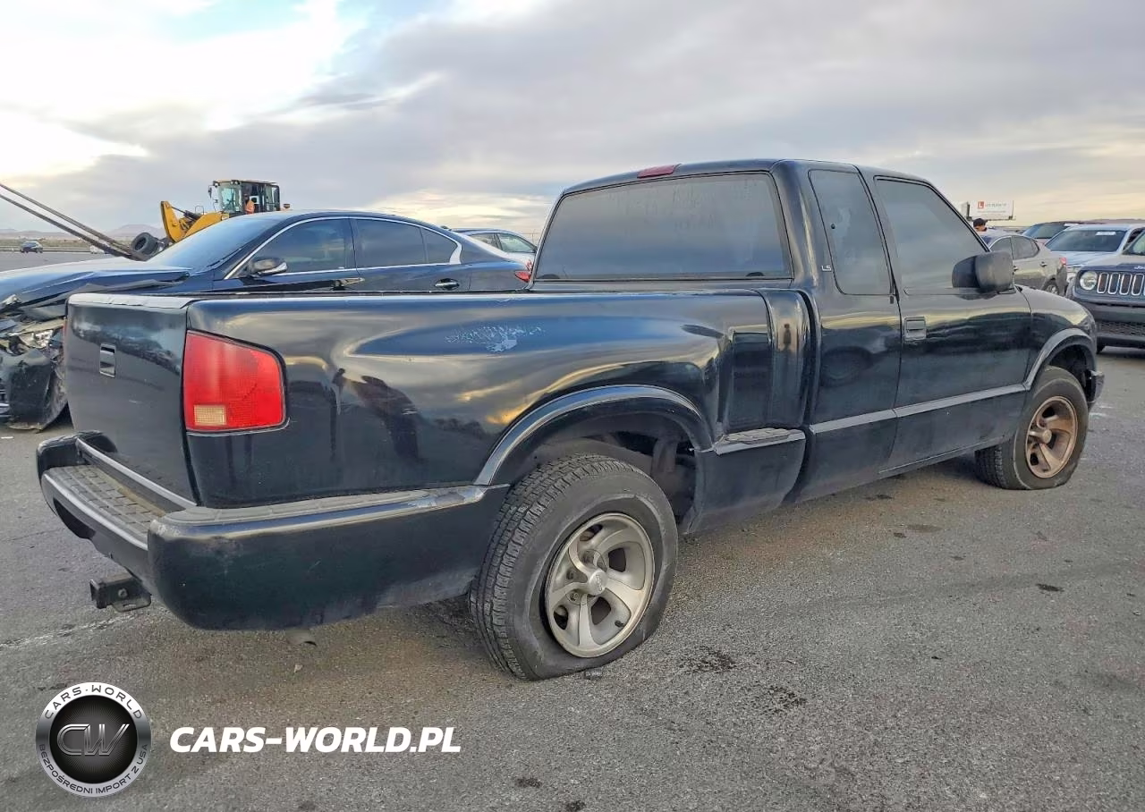 1998 Chevrolet S Truck S10 VIN:1GCCS1945W8194862 - 3