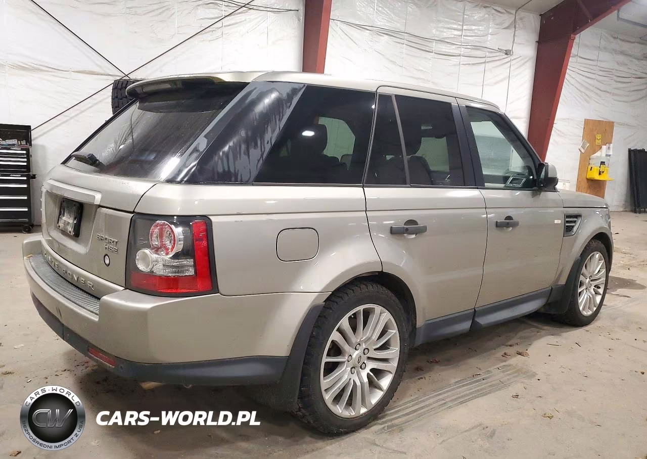 2010 Land Rover Range Rover Sport Lux VIN:SALSK2D4XAA257070 - 3